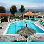 Sweet Dreams 3*
